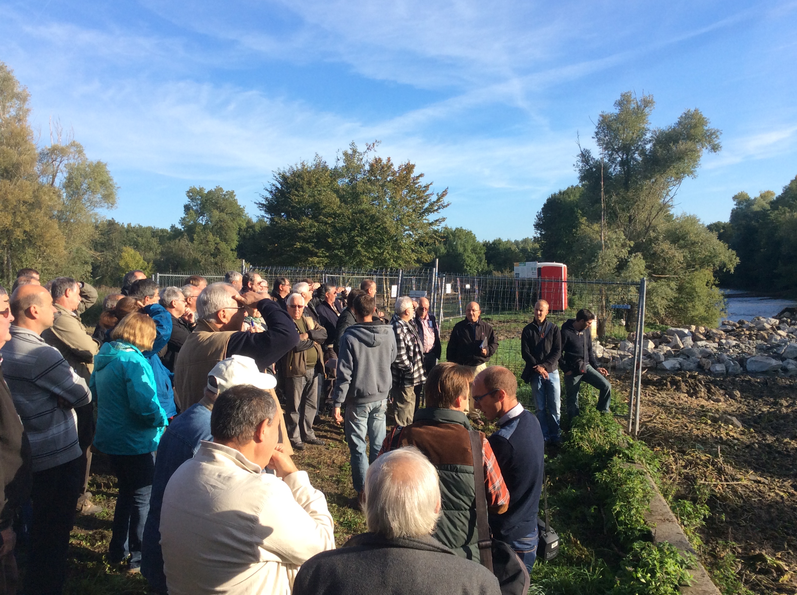 Les élus sur le site de l'Ancien Moulin à Châlette sur Loing