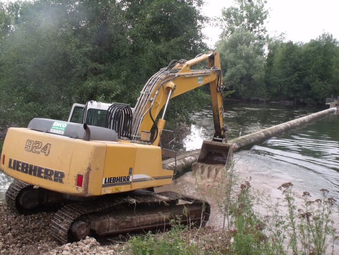 Accès à la zone de travaux depuis la rive droite